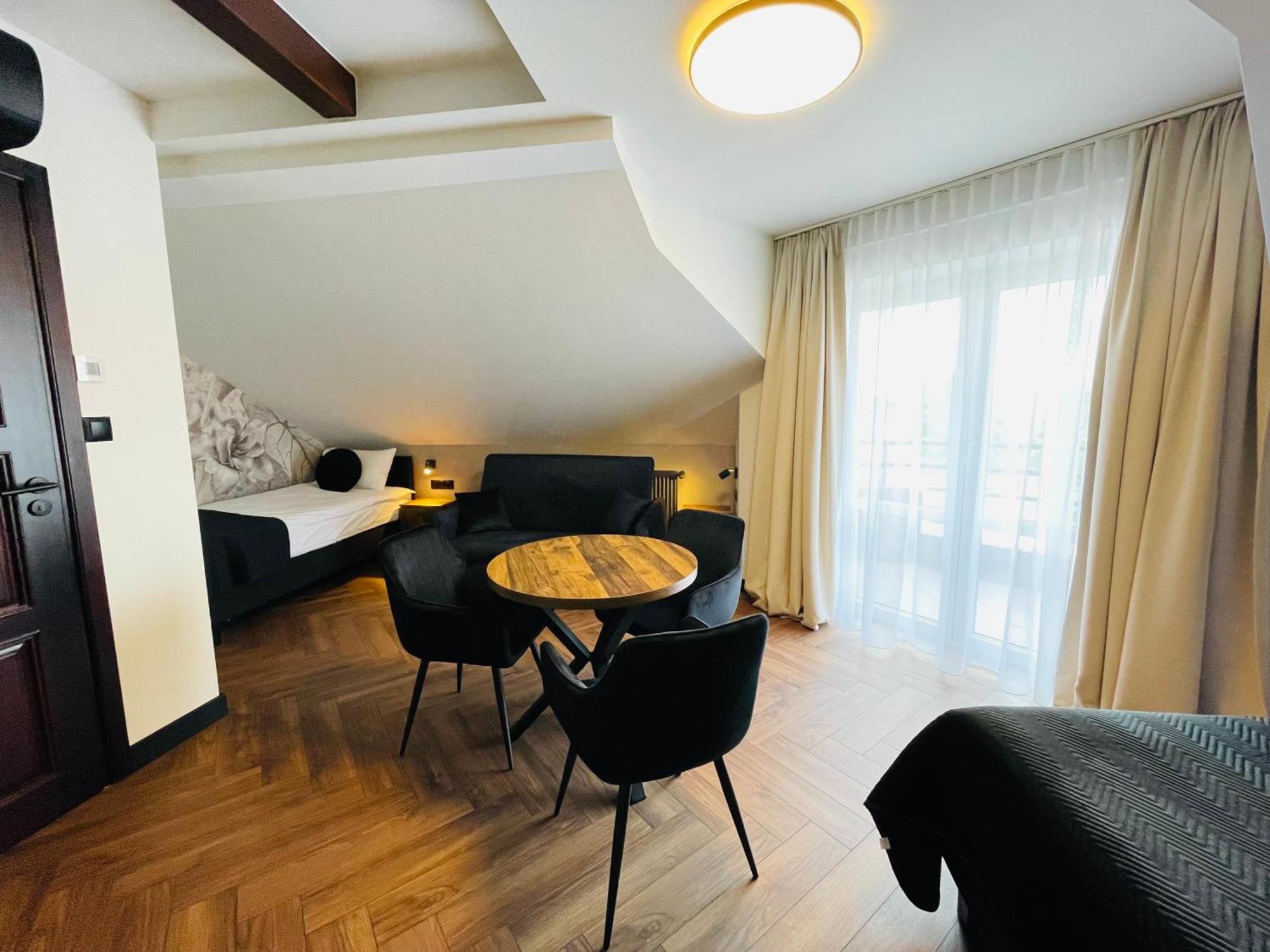 Hotel Millennium Przasnysz Eksteriør billede
